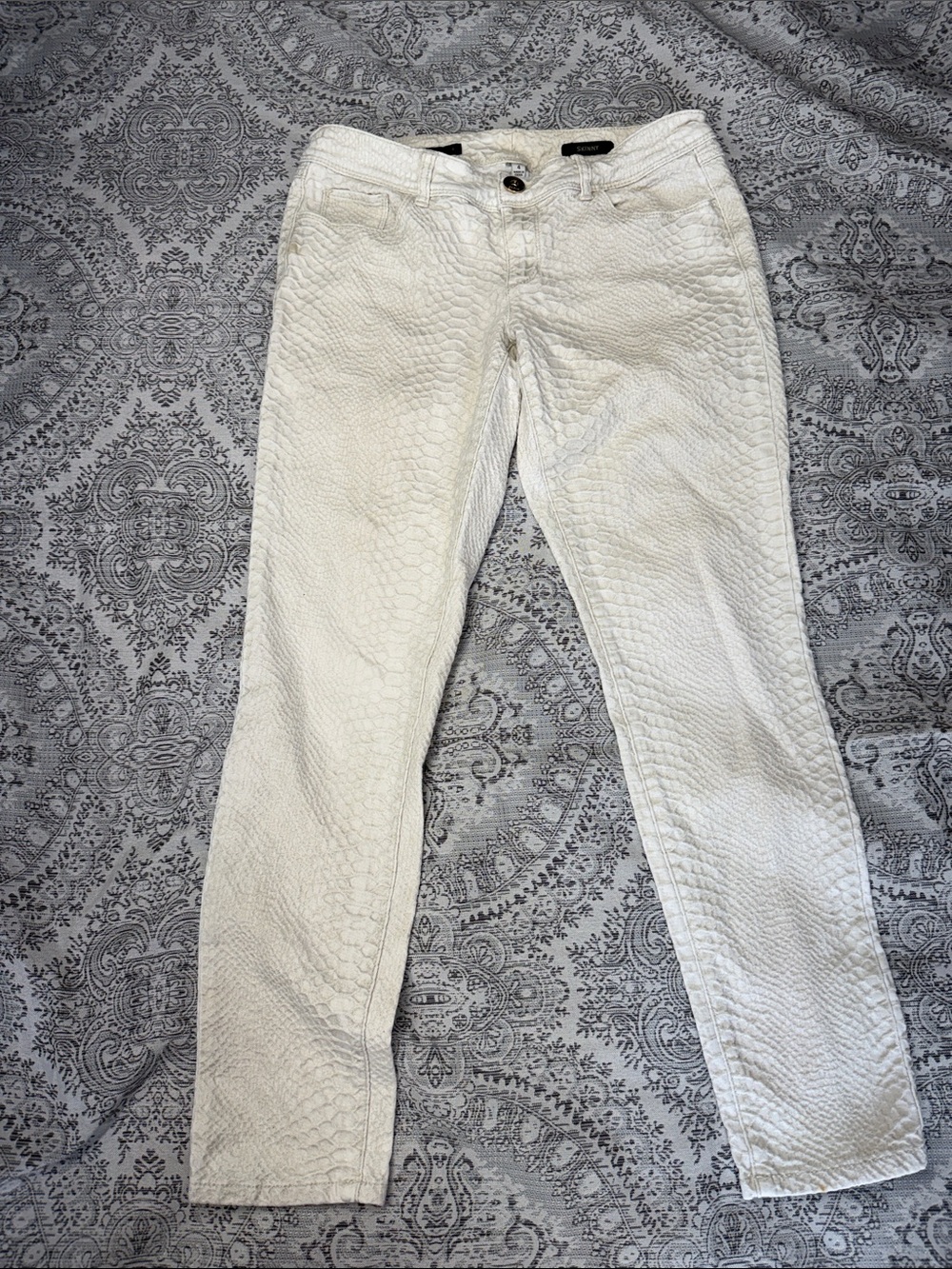 Cache - Textured Cream Skinny Jeans - Size 4